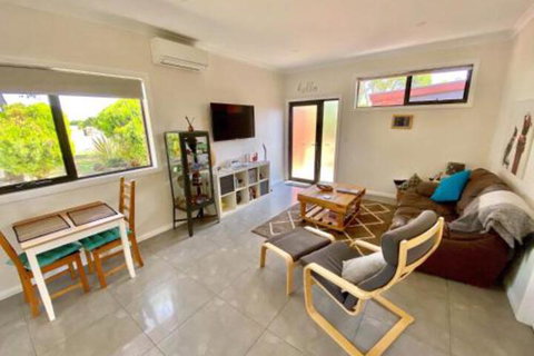Jacaranda Wey B & B - Goulburn Accommodation 7