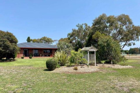 Jacaranda Wey B & B - Goulburn Accommodation 6