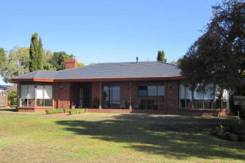 Jacaranda Wey B & B - Goulburn Accommodation 0