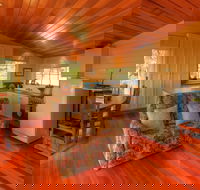 Island View Spa Cottage - Goulburn Accommodation