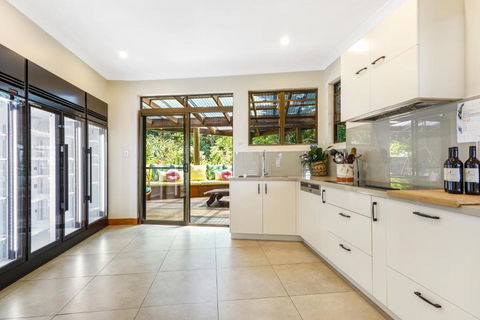 Aquila Retreat - Goulburn Accommodation 5
