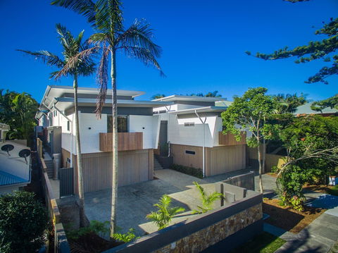 A PERFECT STAY - KoKo's Beach Houses 1 And 2 - Goulburn Accommodation 3