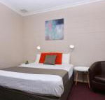 Motel Poinsettia - Goulburn Accommodation