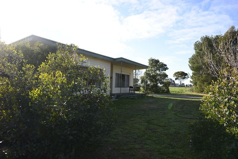 Sea Lake Motel - Goulburn Accommodation 2
