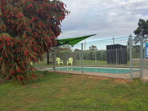 Sea Lake Motel - Goulburn Accommodation 0