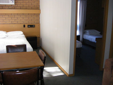 Eaglehawk Motel - Goulburn Accommodation 3