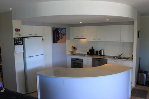 Forster Holiday Apartment - Goulburn Accommodation 3