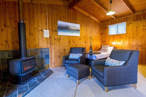 Granite Belt Brewery Retreat - Goulburn Accommodation 4