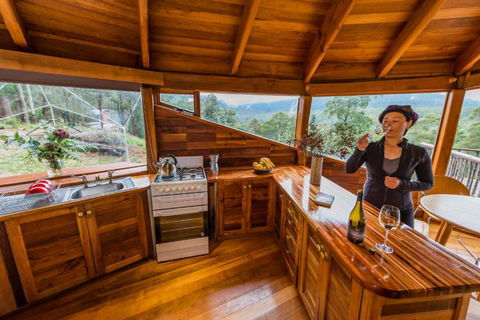 The Roundhouse - Goulburn Accommodation 6
