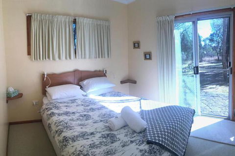 Whiskey Gully Wines - Goulburn Accommodation 5