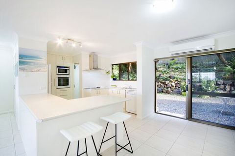 Aqua Marine Boutique Apartment - Goulburn Accommodation 4