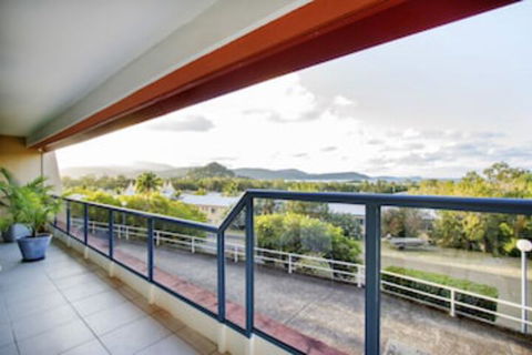 Aqua Marine Boutique Apartment - Goulburn Accommodation 0