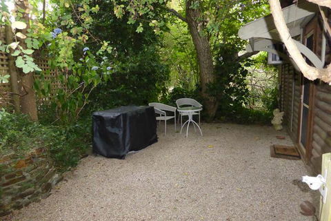 Aldgate Lodge Bed & Breakfast - Goulburn Accommodation 4