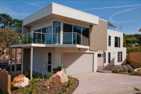 Sea La Vie - Goulburn Accommodation 0