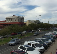 Semaphore Splash Apartments - Goulburn Accommodation