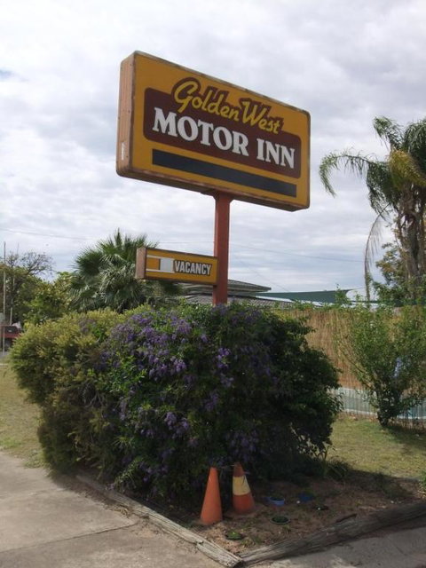 Golden West Motor Inn - Goulburn Accommodation 3