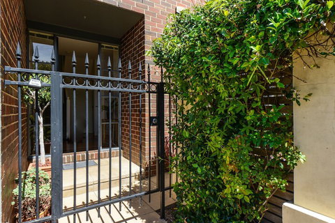 BOUTIQUE STAYS - Brighton Abode - Goulburn Accommodation 1