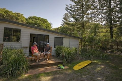 Plomer Beach House - Goulburn Accommodation 5