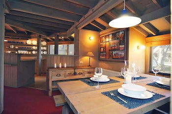Seadog - Goulburn Accommodation 1