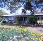 James Farmhouse - Goulburn Accommodation