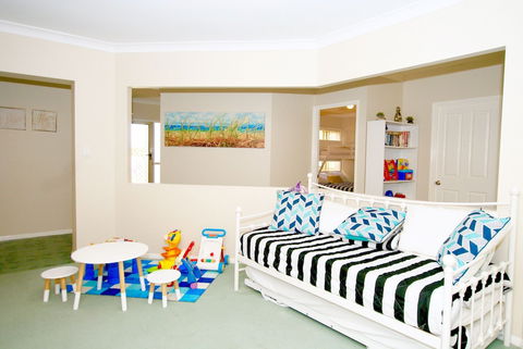 Anaheim Entertainer Deluxe - Goulburn Accommodation 1
