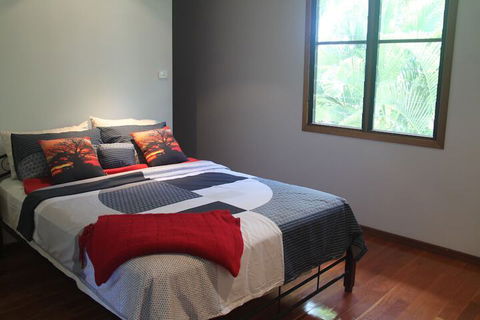 Beach House On Fox - Goulburn Accommodation 5