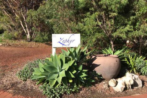 Zephyr Studio - Goulburn Accommodation 5