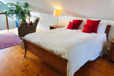 Zephyr Studio - Goulburn Accommodation 0