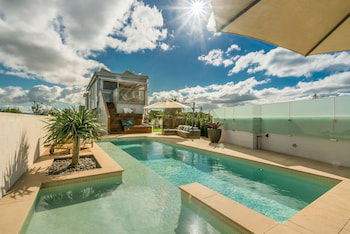 A PERFECT STAY - Bluewater House - Goulburn Accommodation 4