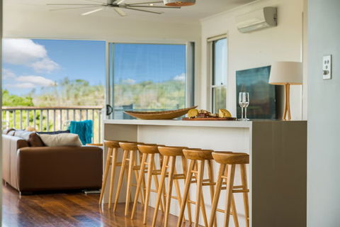 A PERFECT STAY - Bluewater House - Goulburn Accommodation 5