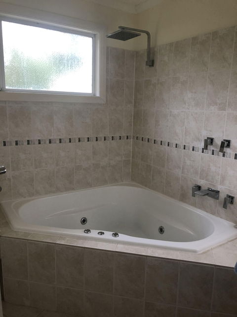 Driftwood Villas - Goulburn Accommodation 6