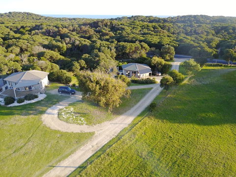 Driftwood Villas - Goulburn Accommodation 0