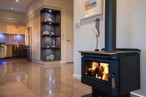 Lavina Luxury Beach House - Goulburn Accommodation 2