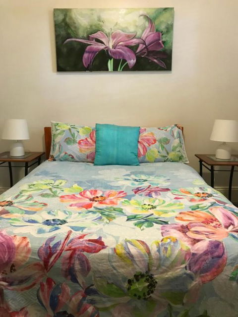 Flying Fox Backpackers - Goulburn Accommodation 6