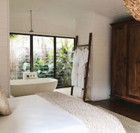 The Boathouses at Leaves  Fishes - Goulburn Accommodation