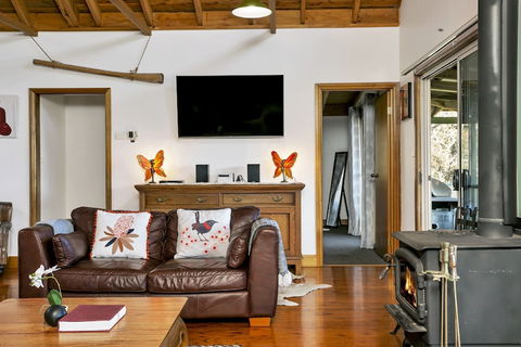 Narrow Neck Lodge - Goulburn Accommodation 5