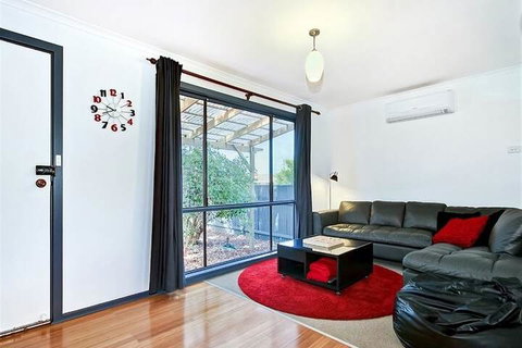 Sea Devine - Goulburn Accommodation 2