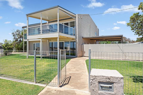 Pearl By The Sea - Goulburn Accommodation 1
