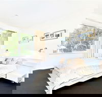 Tennis Elbow - Goulburn Accommodation