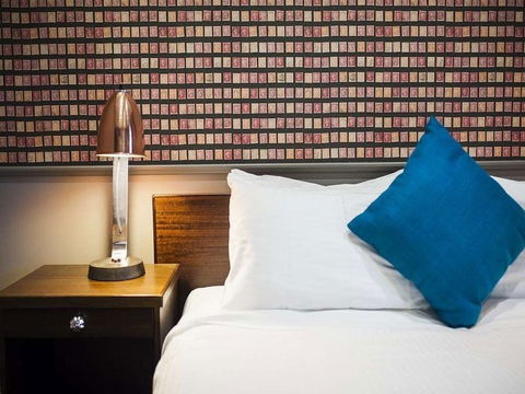 Criterion Hotel Sale - Goulburn Accommodation 5