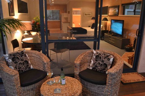 Aroha - Goulburn Accommodation 5