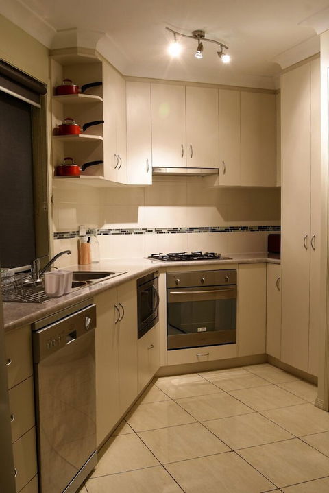 Atricom Apartments Australia - Goulburn Accommodation 3
