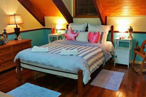 Mountain Escape - Goulburn Accommodation 4
