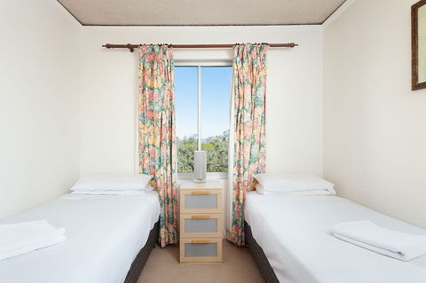 Absolute Water Front Coogee H331 - Goulburn Accommodation 0