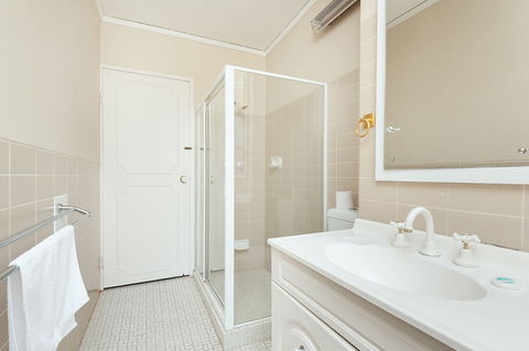 Absolute Water Front Coogee H331 - Goulburn Accommodation 1