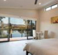 Still Earth - Goulburn Accommodation