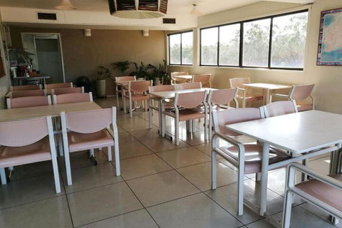 Augathella Motel & Caravan Park - Goulburn Accommodation 6