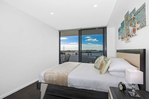Astra Apartments Newcastle West - Goulburn Accommodation 1