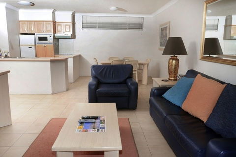Anglesea Beachfront Court Holiday Units - Goulburn Accommodation 6