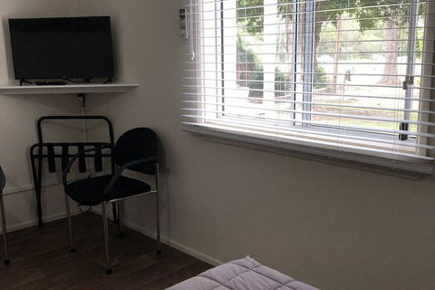 Fairway Lodge Motel - Goulburn Accommodation 4